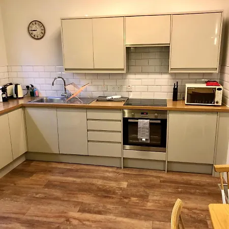 Homely Serviced - Figtree *