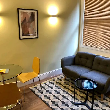 شقة Homely Serviced - Figtree