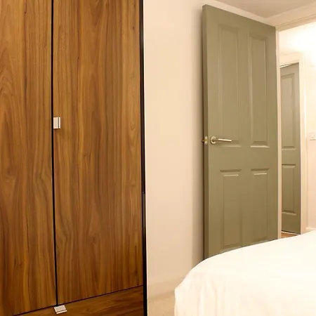 Homely Serviced - Figtree *