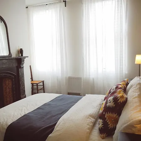 شقة Homely Serviced - Figtree *