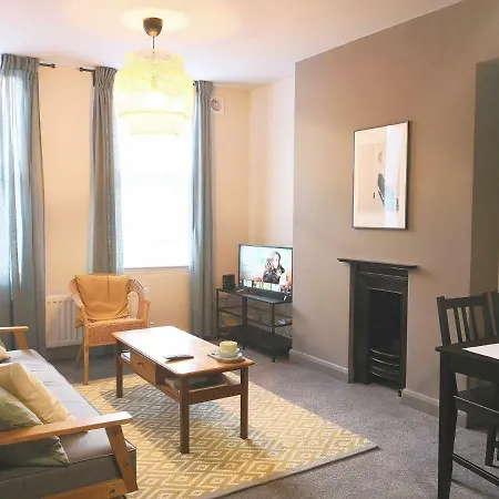 شقة Homely Serviced - Figtree شيفيلد